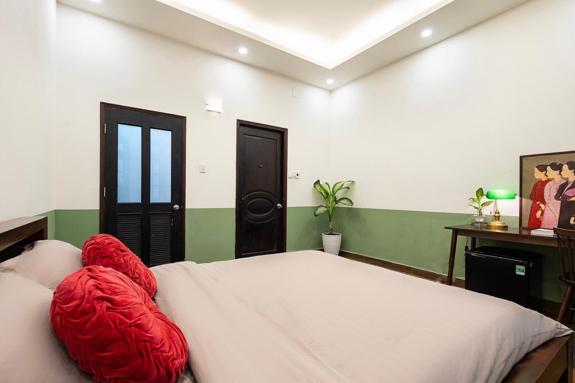 A Little Saigon Hotel - Bui Vien Walking Street Ho Chi Minh City Bagian luar foto
