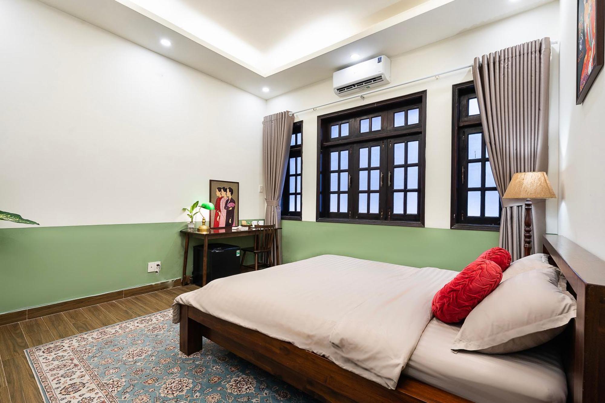 A Little Saigon Hotel - Bui Vien Walking Street Ho Chi Minh City Bagian luar foto