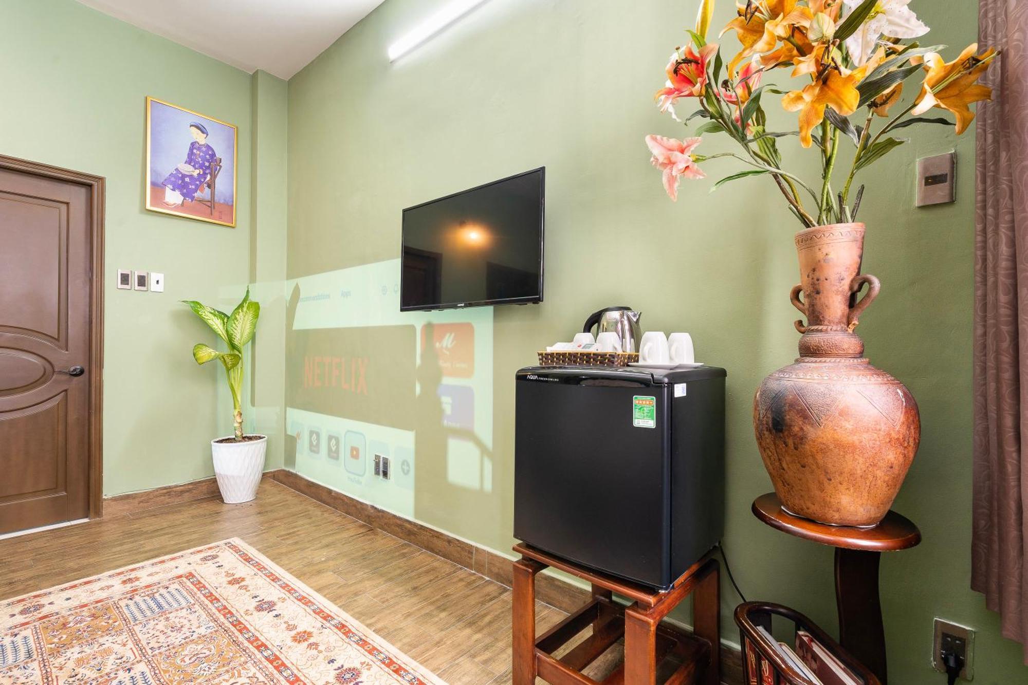 A Little Saigon Hotel - Bui Vien Walking Street Ho Chi Minh City Bagian luar foto