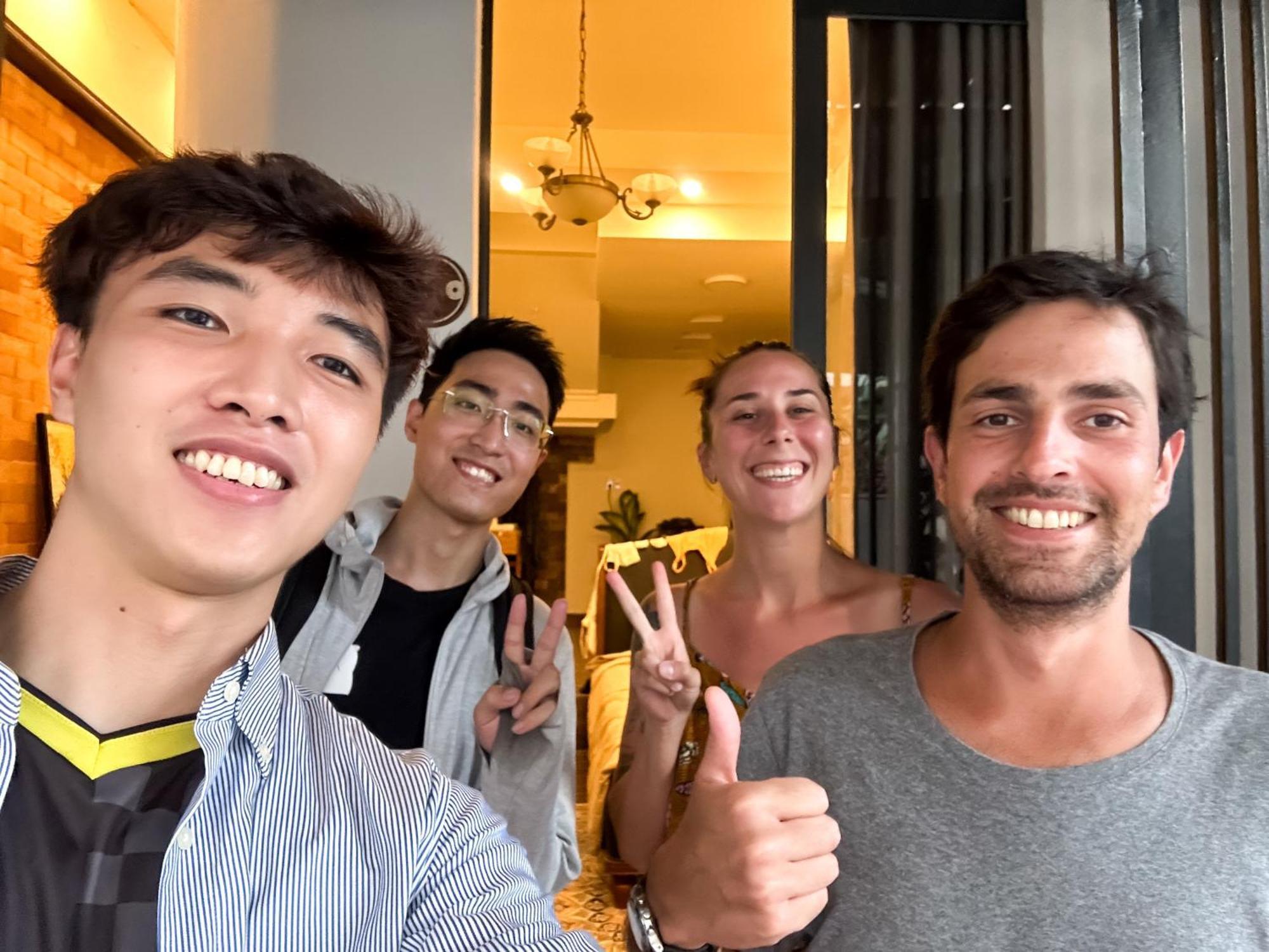 A Little Saigon Hotel - Bui Vien Walking Street Ho Chi Minh City Bagian luar foto