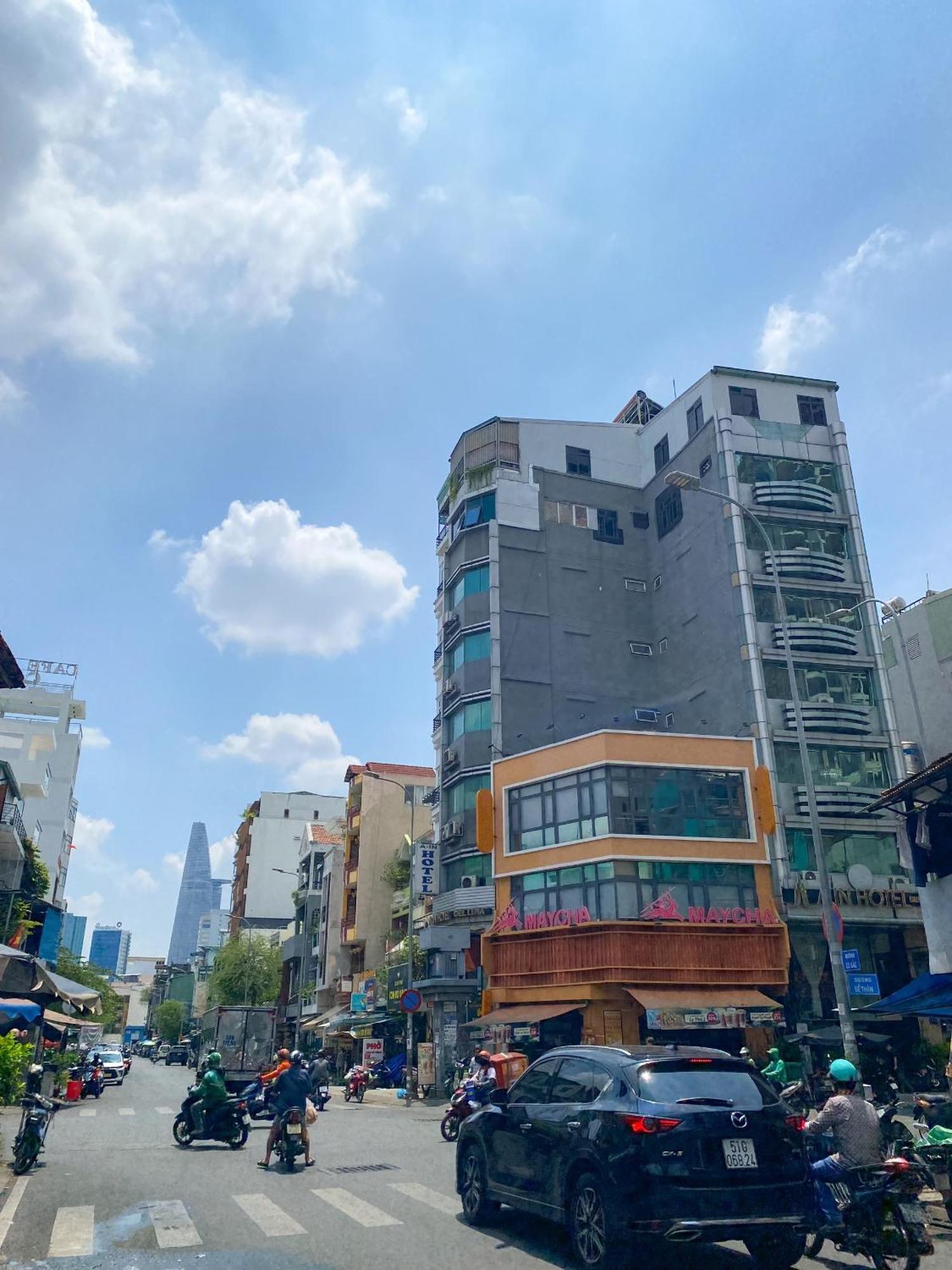 A Little Saigon Hotel - Bui Vien Walking Street Ho Chi Minh City Bagian luar foto